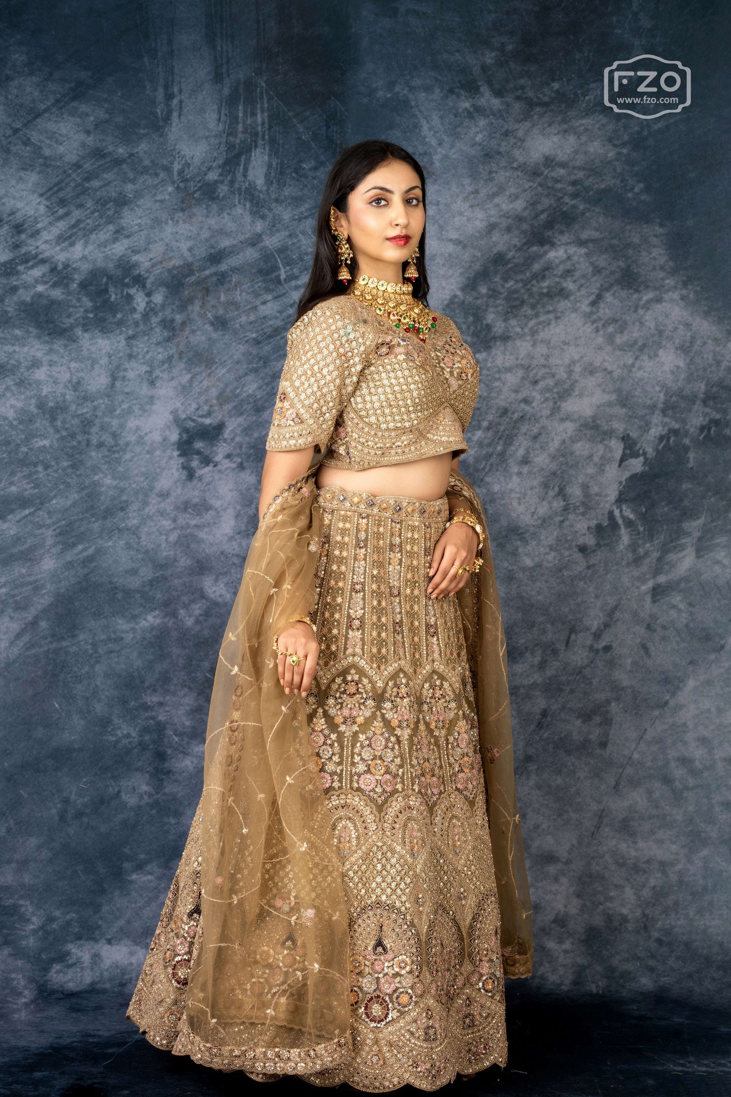 Champagne Royale – Golden Embroidered Bridal Lehenga