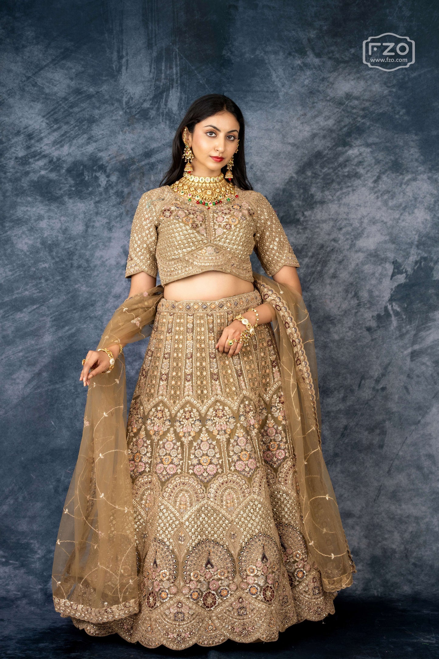 Champagne Royale – Golden Embroidered Bridal Lehenga