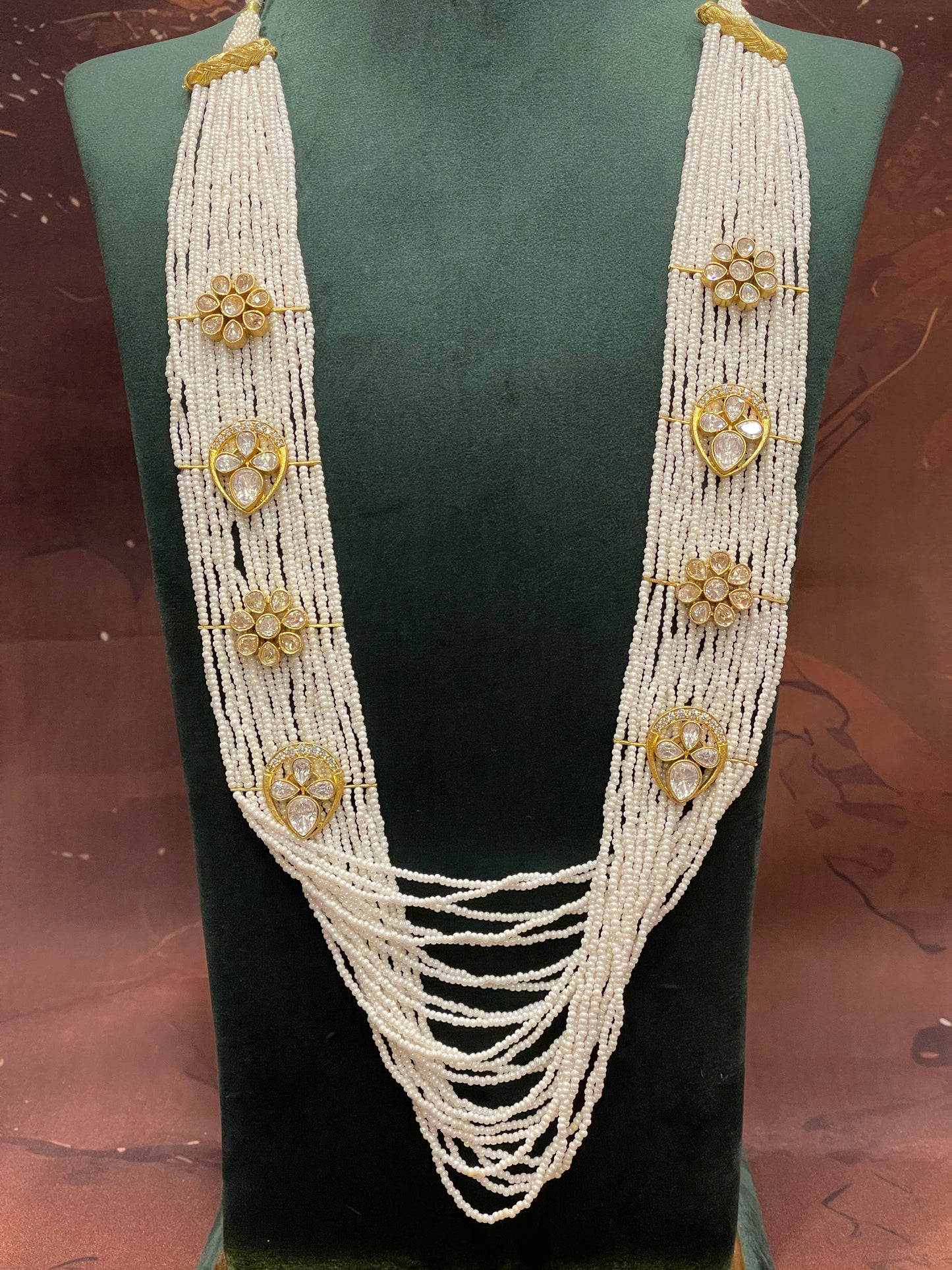 Layered Pearl Kundan Haar