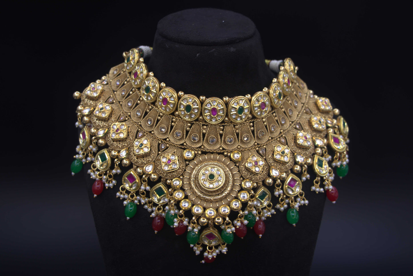 Royal Bridal Jewellery Set – Traditional Kundan & Pearl Masterpiece