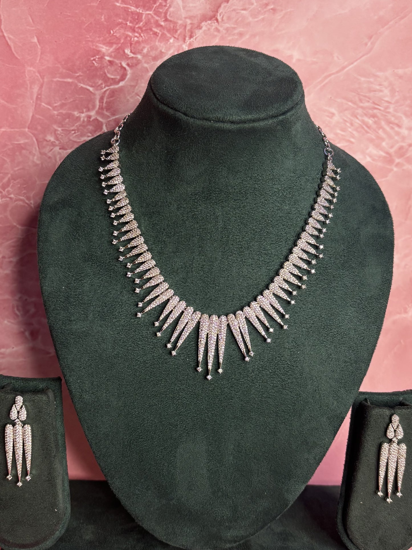 White Diamond Spike Necklace Set for Rent – Glamorous Party Jewelry