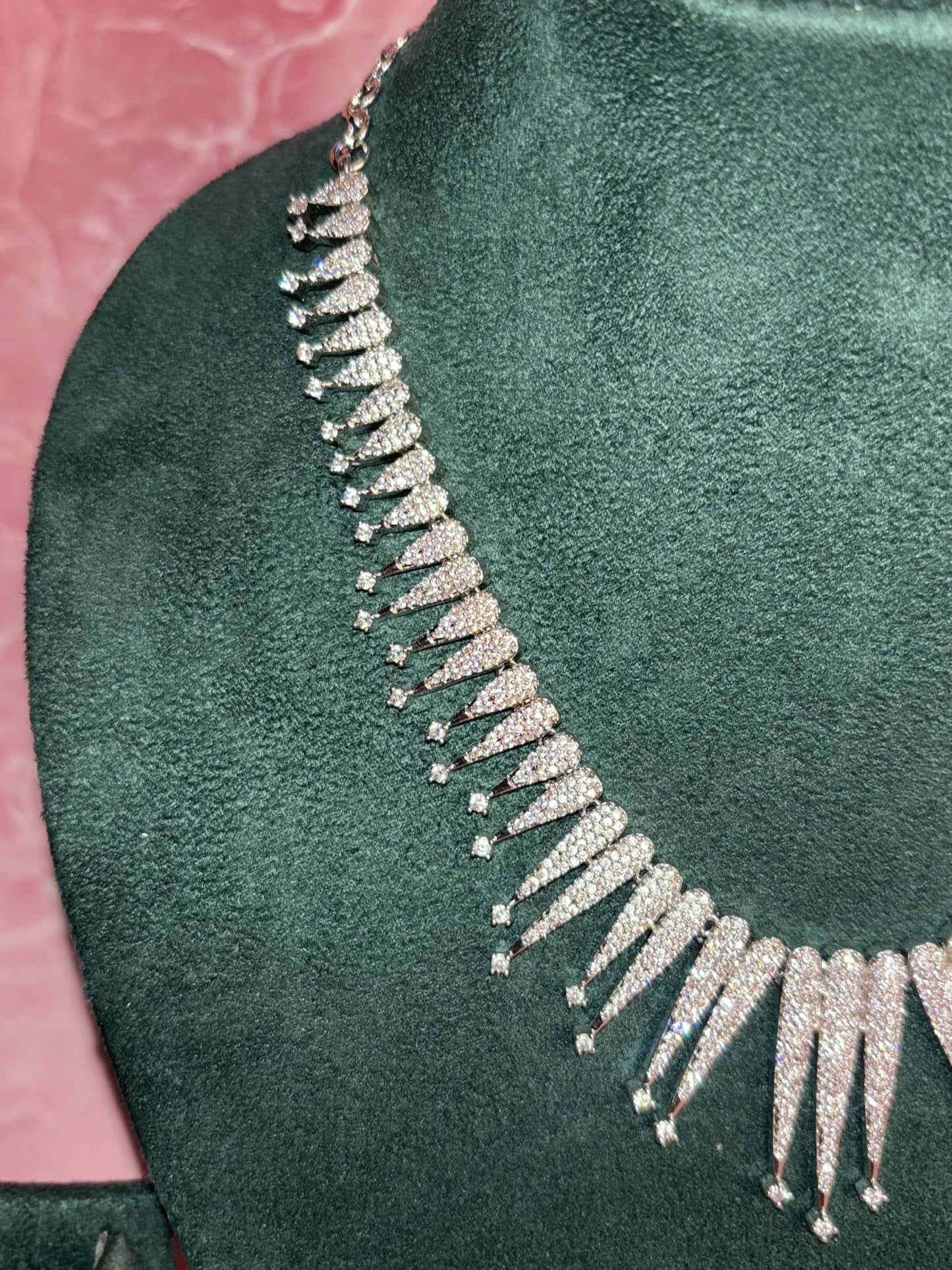 White Diamond Spike Necklace Set for Rent – Glamorous Party Jewelry