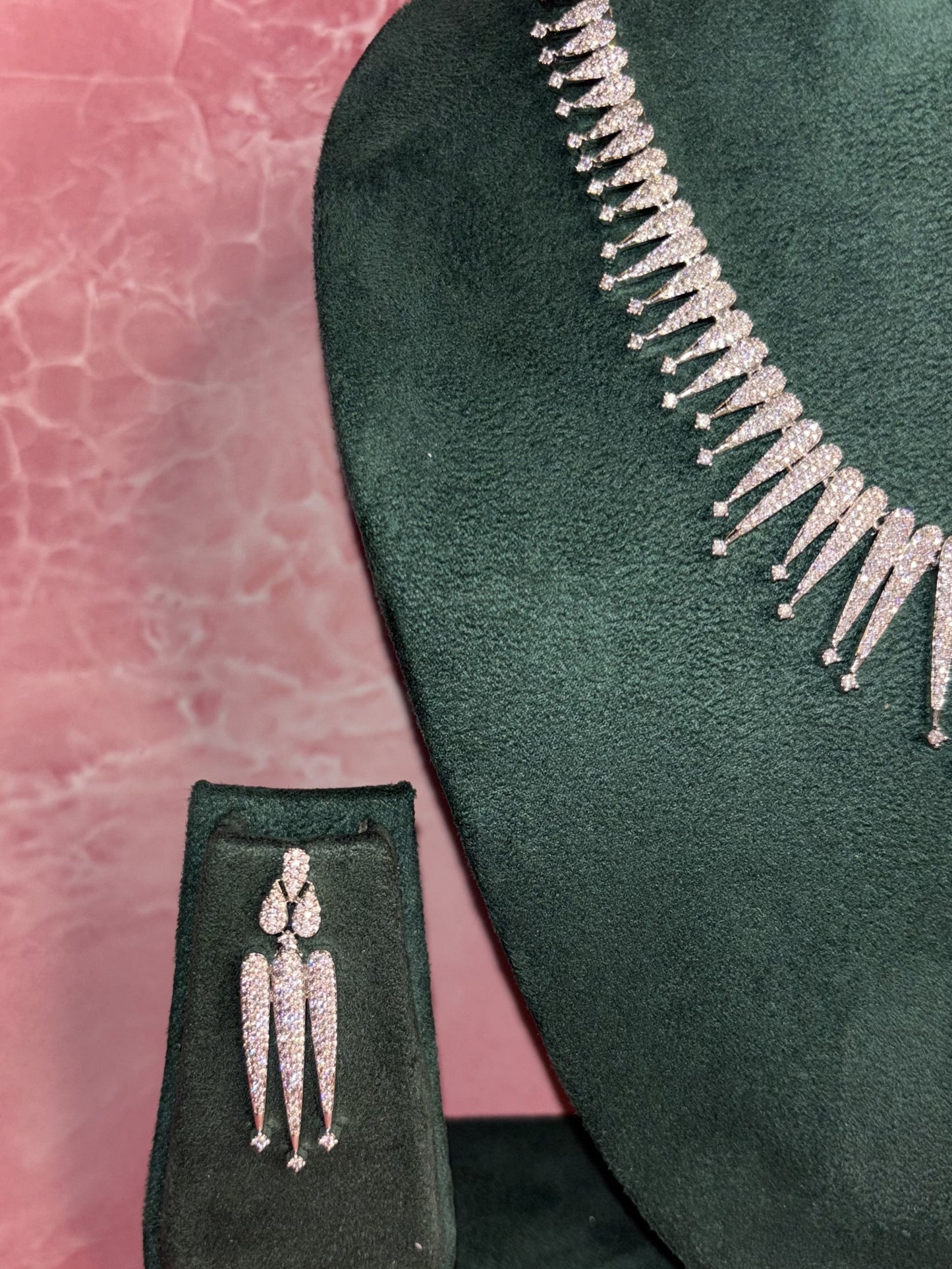 White Diamond Spike Necklace Set for Rent – Glamorous Party Jewelry