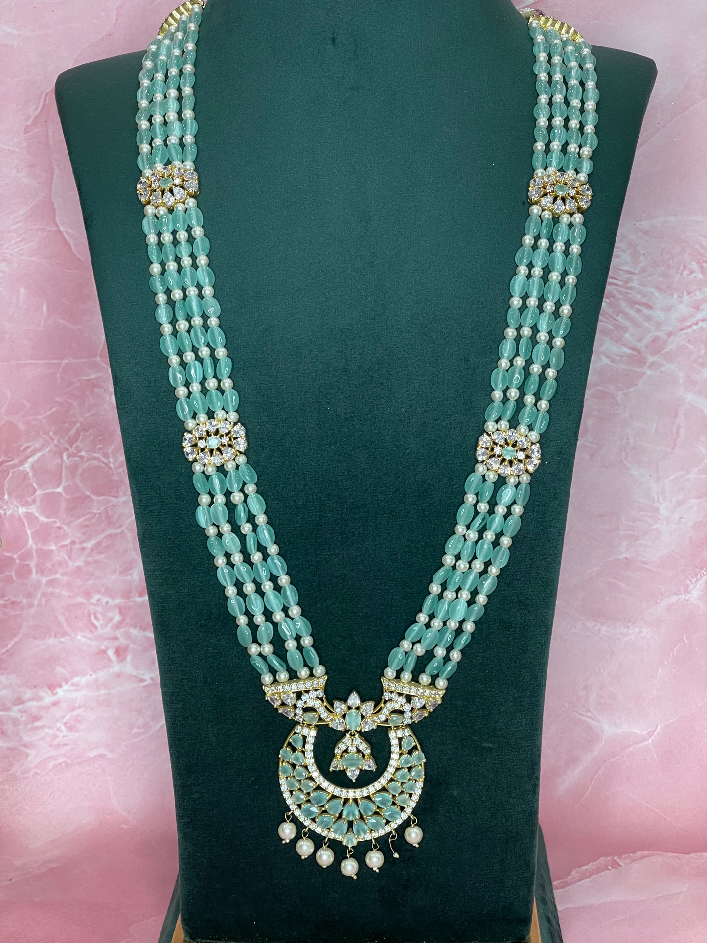 Pearl Mist Layered Necklace Set