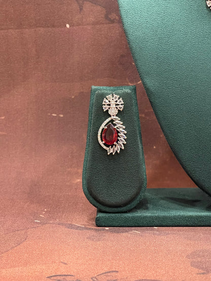 Crimson Sparkle Leaf Necklace Set