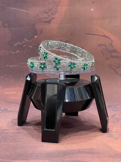 Emerald Envy Bangles Set