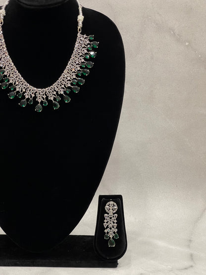 Emerald Radiance Diamond Necklace Set