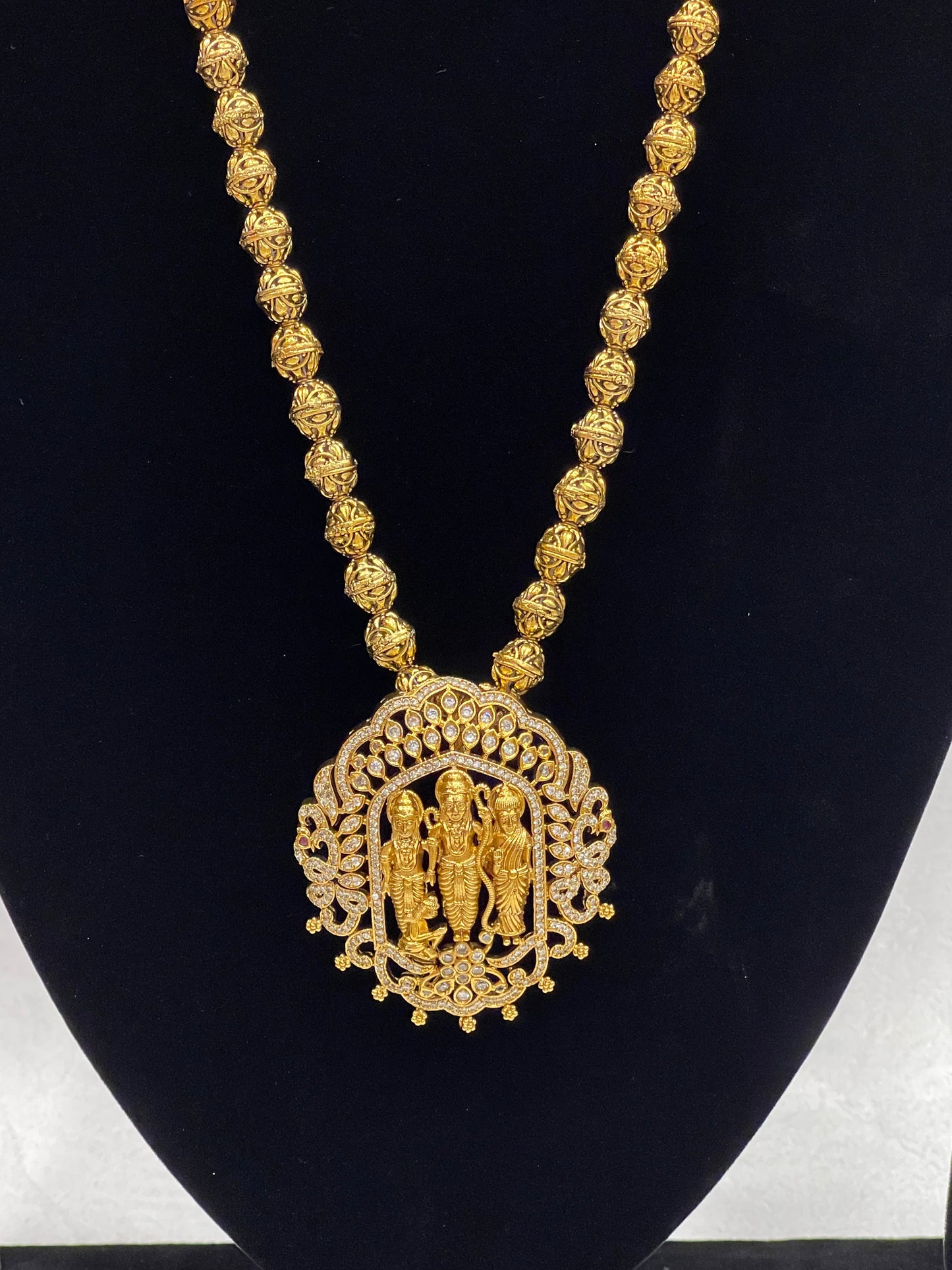Golden Heritage Bridal Jewellery Set