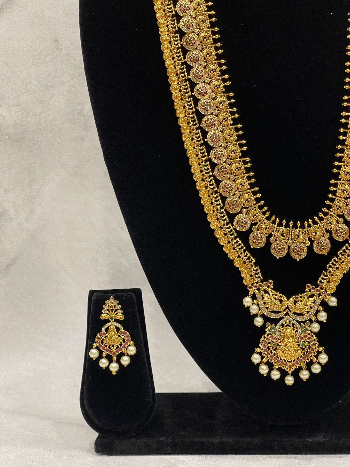 Regal Heritage Temple Necklace Set
