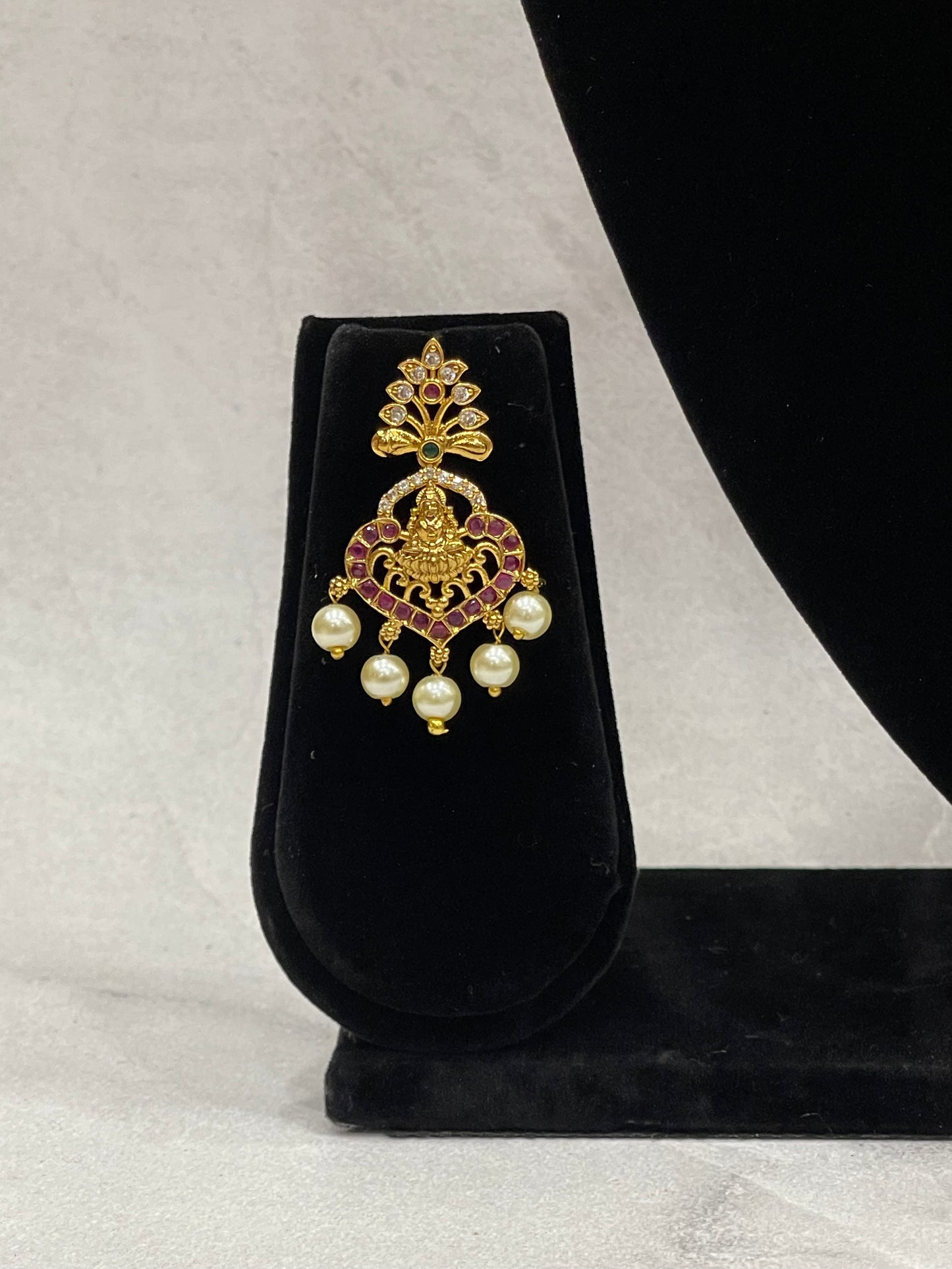 Regal Heritage Antique Bridal Jewellery Set