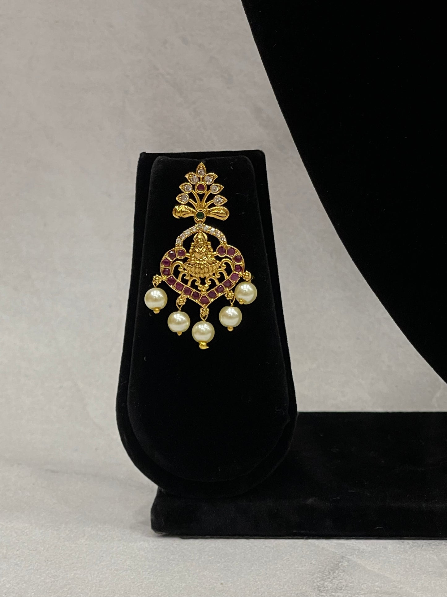 Regal Heritage Antique Bridal Jewellery Set