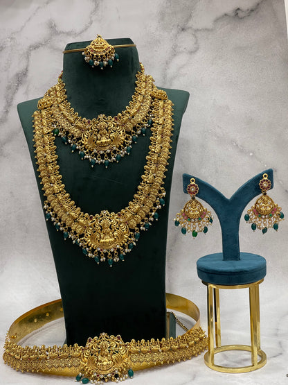 Regal Emerald Antique Bridal Set
