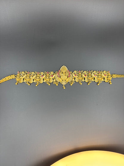 Regal Radiance – Gold & Ruby Bridal Vaddanam