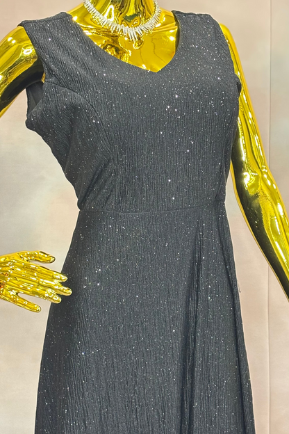 Midnight Mist – Black Sleeveless Shimmer Dress
